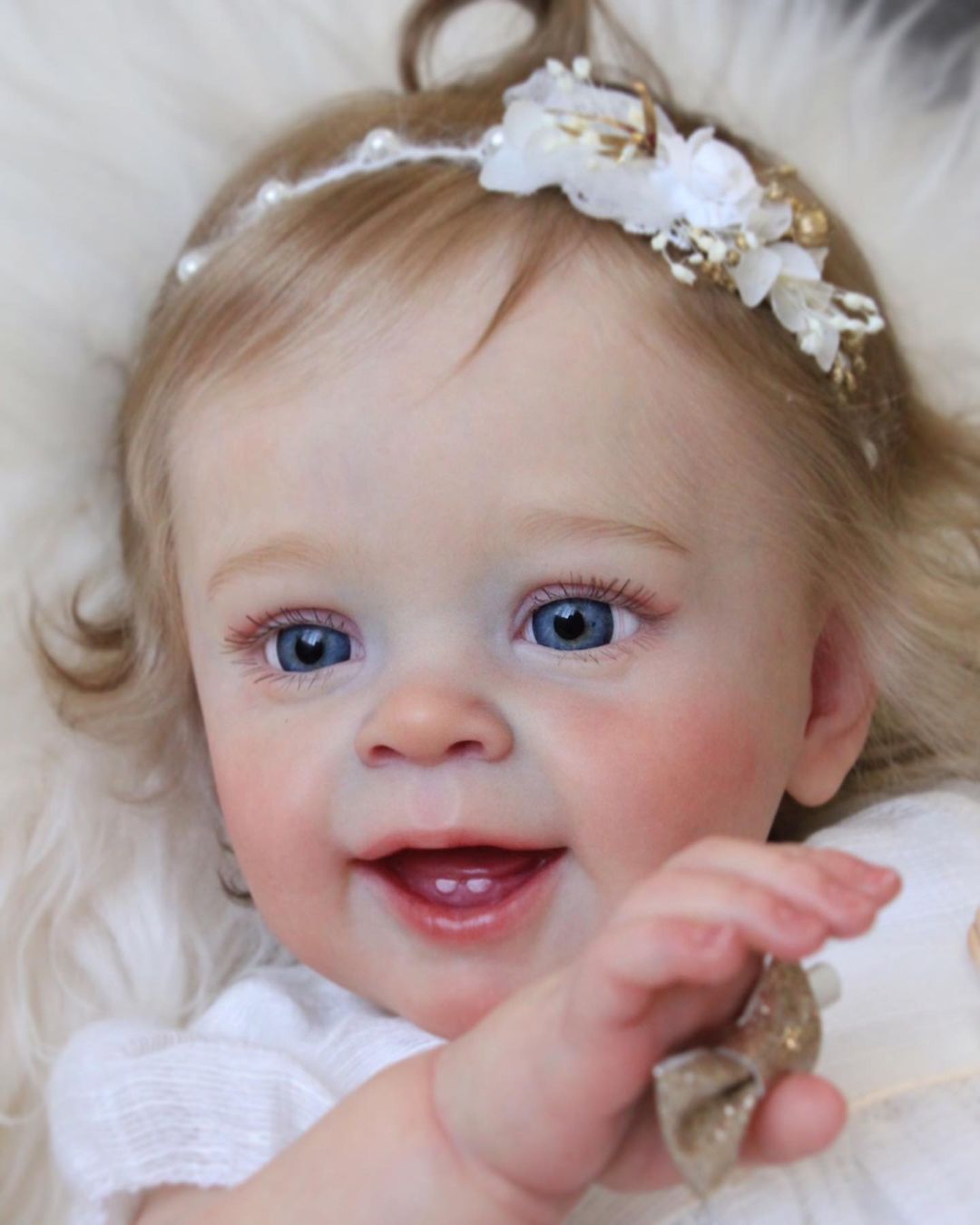 Eyes can Opened & Closed-(New Series) 20" Lifelike Handmade Huggable Blue Eyes Silicone Reborn Doll Girl Janet with Two Teeth